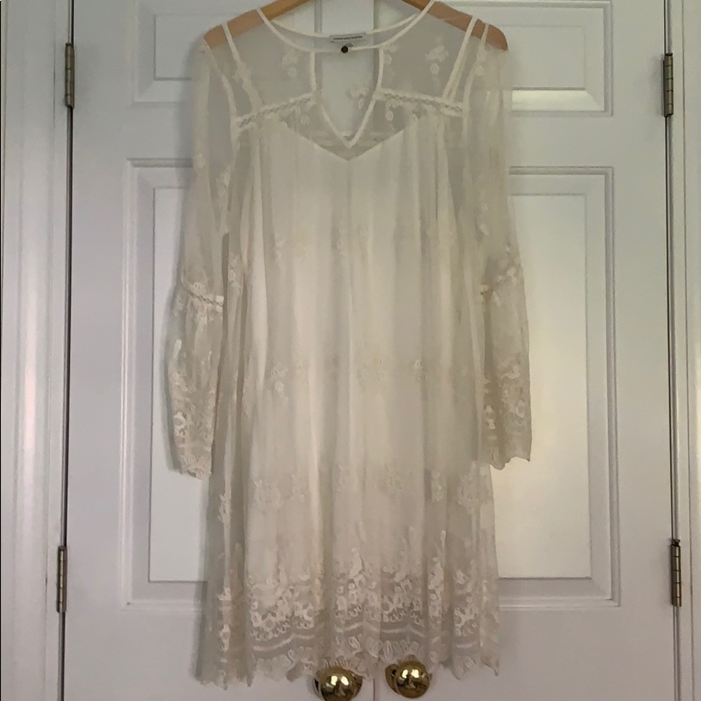 American Eagle women’s lace dress